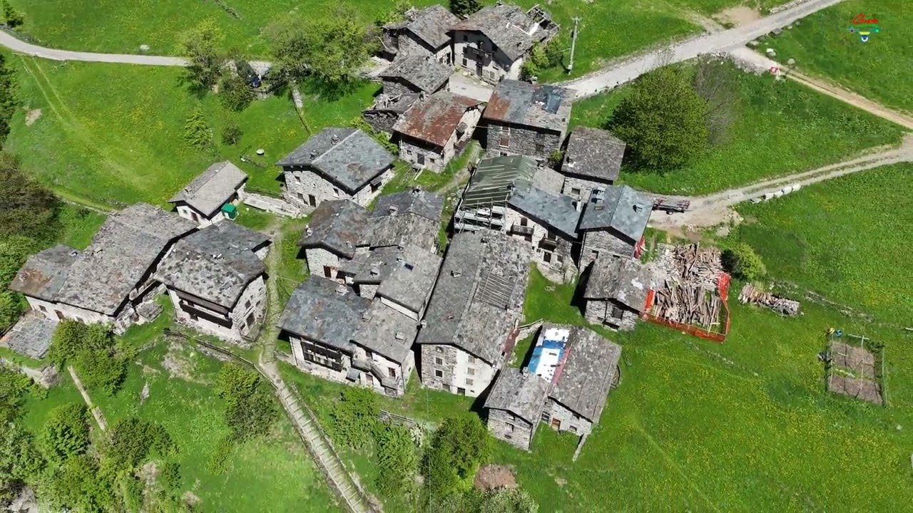 Carona l' antico borgo di Pagliari