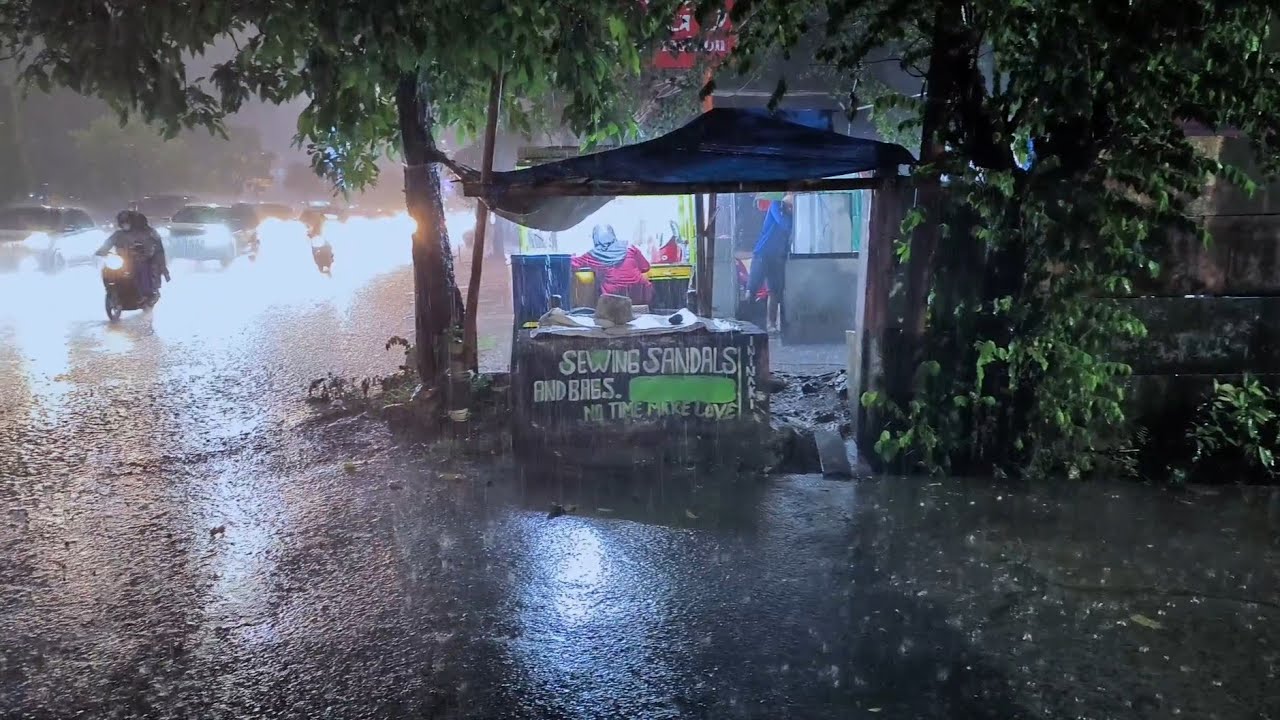 Walking in the Atomic Rain Bomb Smashes All Your Stress||Real Rain Sound for Deep Sleep||KH0093