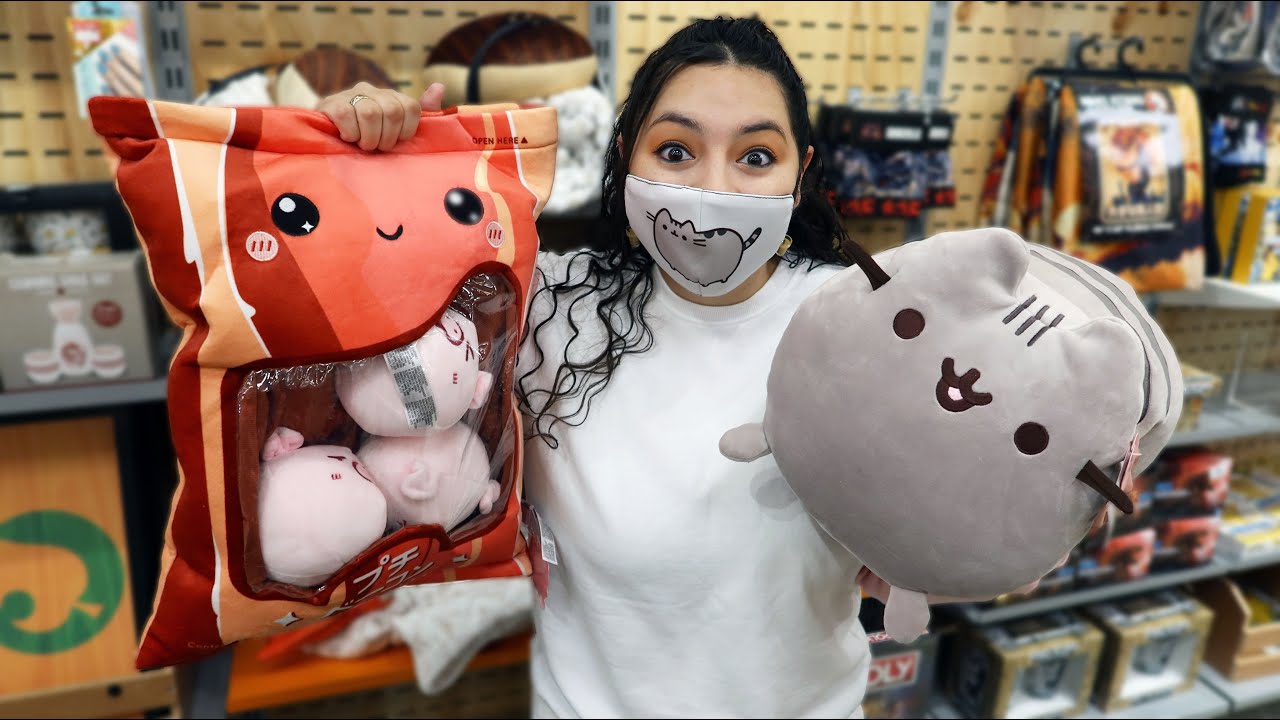 Shopping at a NERD store! So much FUN!