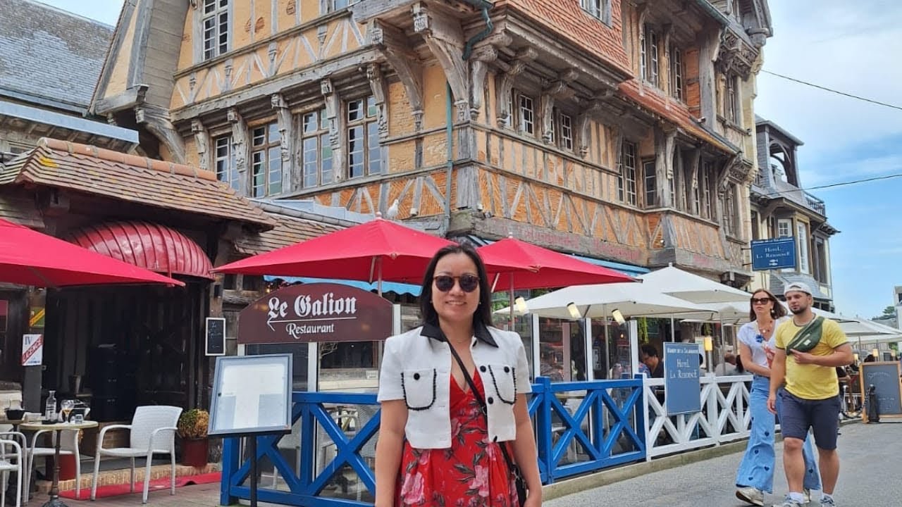 Nhà Hàng Việt Ở Pháp Tấp Nập Khách | Người Việt Gặp Nhau Nơi Đất Khách