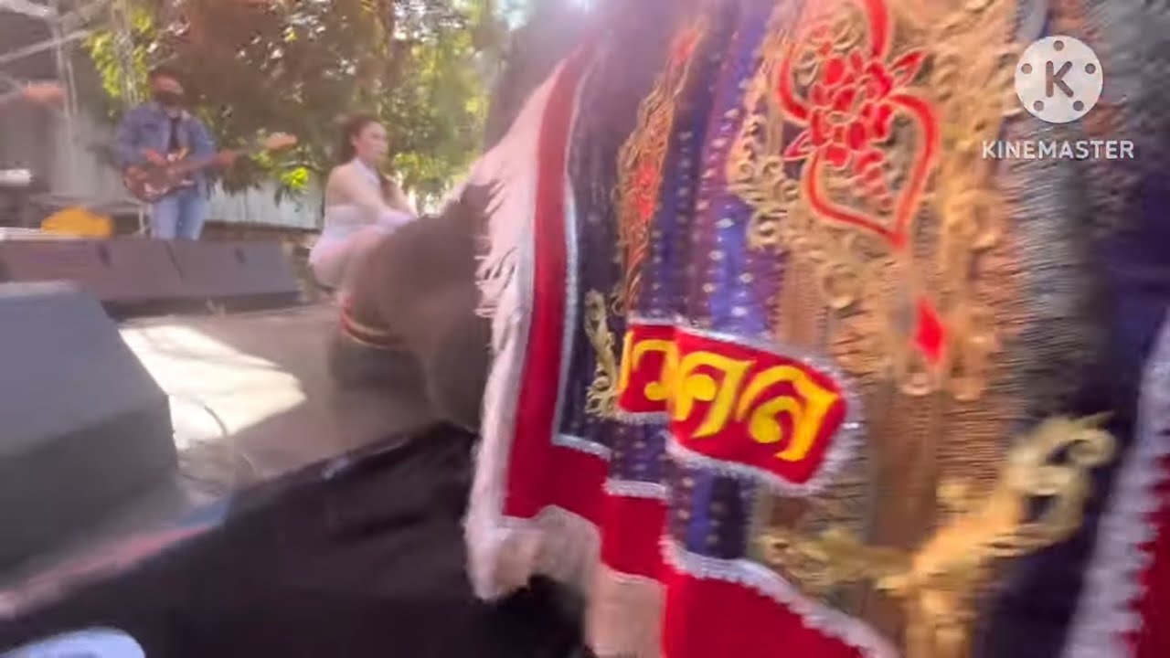 ￼ ดาวมงคล ขึ้นบนเวที ￼ หมอลำ  วงแตก…
