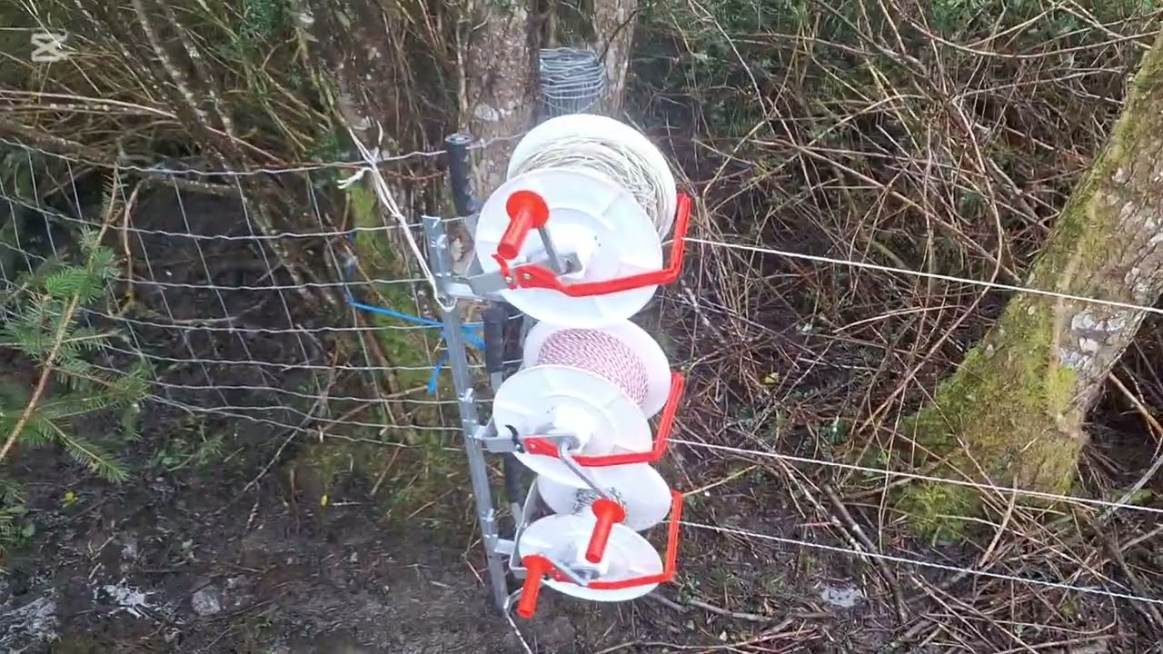 Quick electric fence setup 