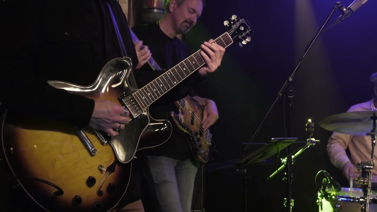 Rush Hour (Yellowjackets Tribute) - The Hornet (live @ De Cactus)