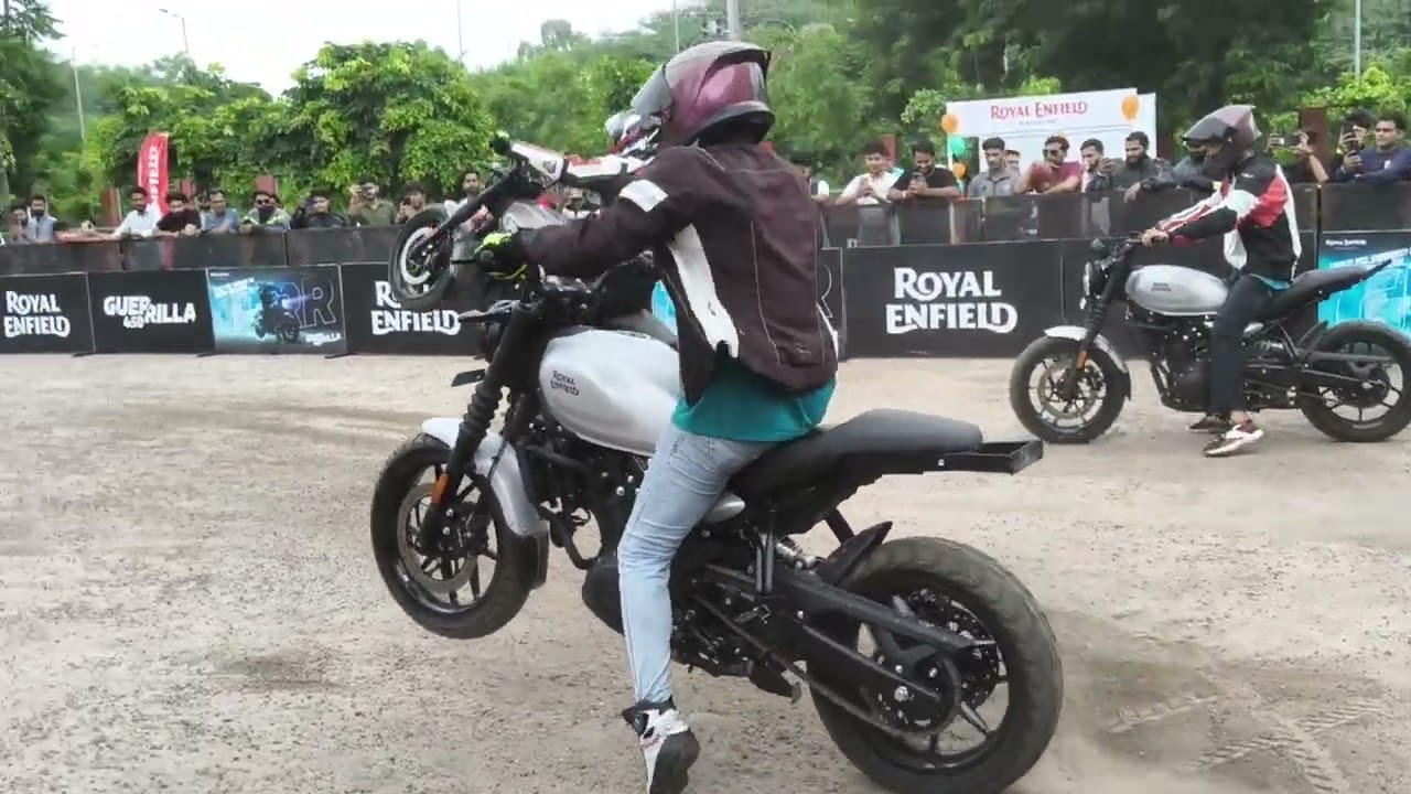 (15.08.2025) | Stunts by Professional riders | 79th Independence Day Ride | by Royal Enfield | V1 |