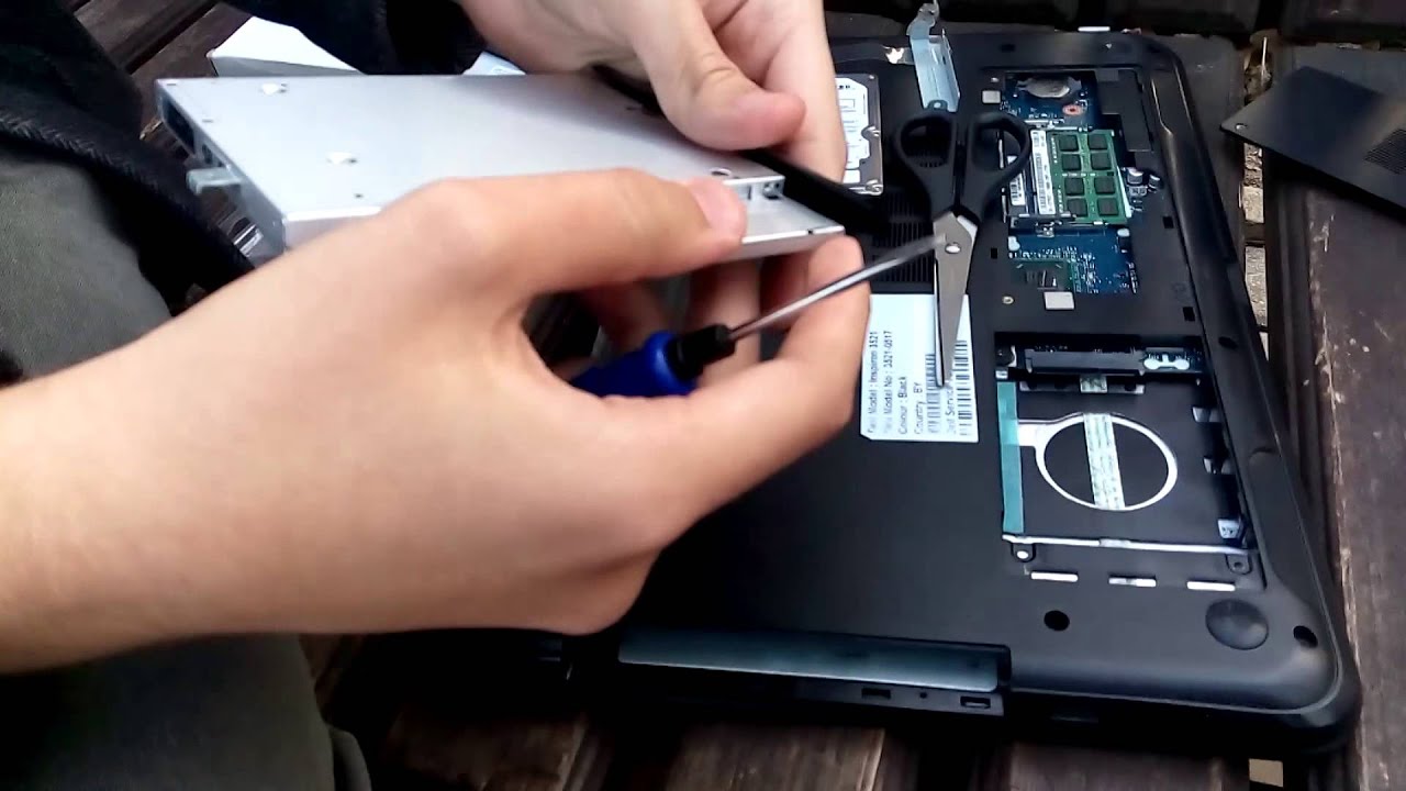 Установка SSD Kingston V300 на Dell 3521