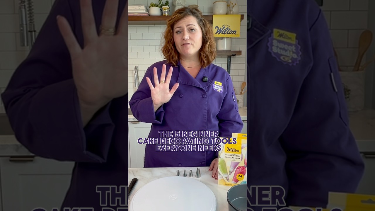 5 Cake Decorating Tools Every Beginner Needs