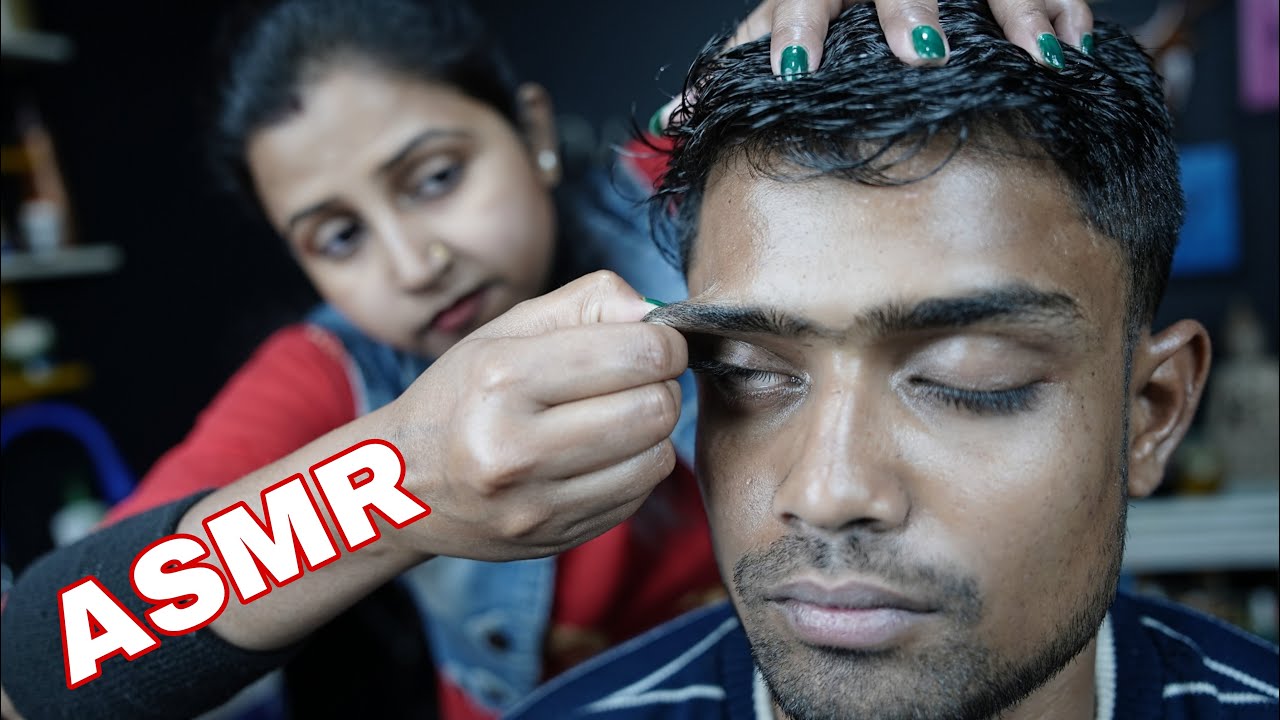 Lady Barber Chaitali Did Ear Massage And Forehead Massage With Oil | ASMR Scratching And Tapping