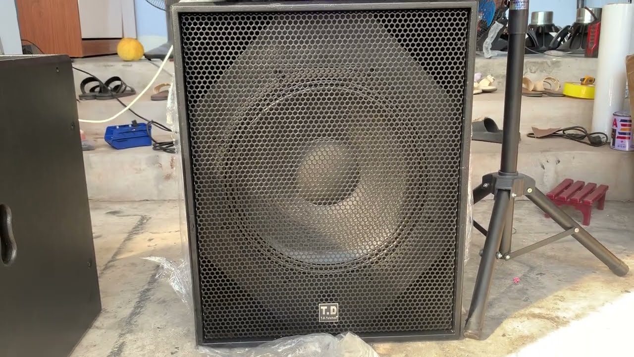 SUB 50 TD. Taichee bass 50 coil 115 si&ecirc;u gấu. Đ&aacute;nh bao tức ngực gi&aacute; kh&aacute; &ecirc;m lh 0398192198