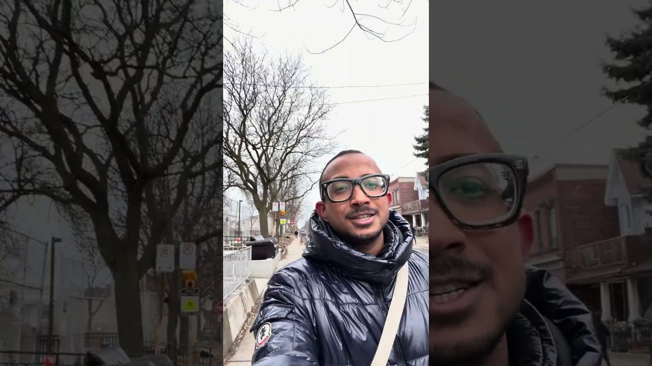 In Canada, people leave unwanted items outside their homes for free. This is curbside giveaway!🇨🇦♻️