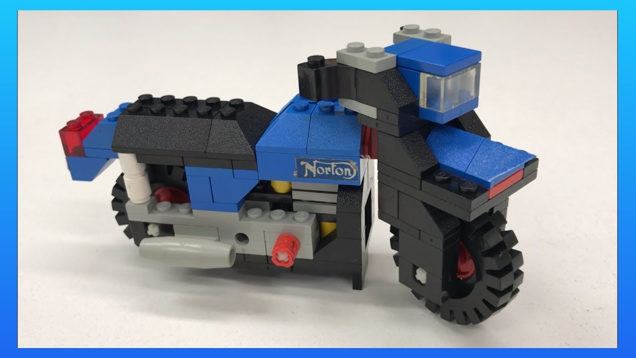 LEGO 393 Norton 850 Commando Motorcycle from 1976!