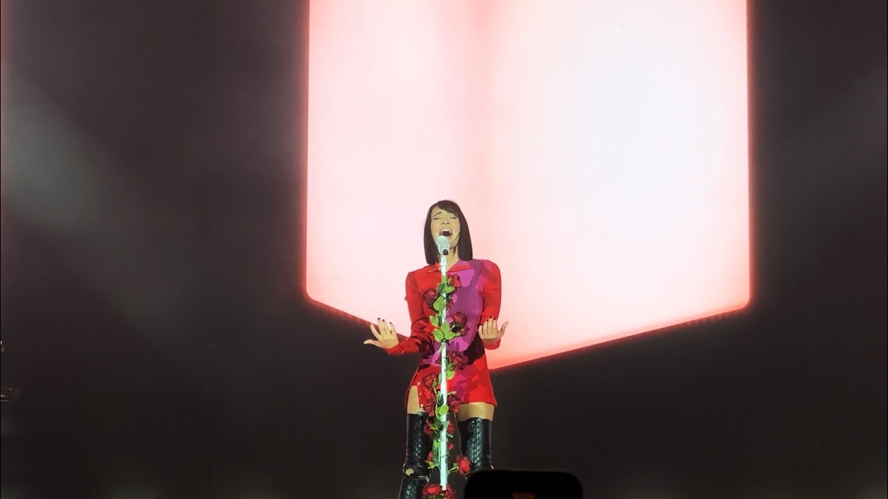 “24 Rosas” - Aitana | Alpha Tour Madrid III (WiZink Center)