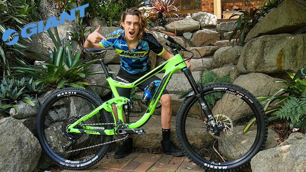 NEW BIKE DAY! Giant Reign Adv 1 2018 *BIKE CHECK*