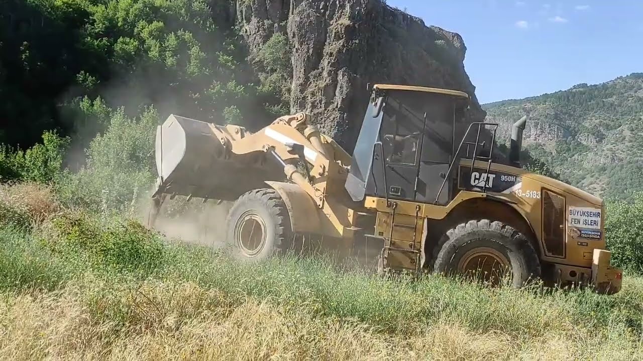 CAT 950 LODER VE HİDROMEK EXCAVATOR İLE YOL ONARIMI NASIL YAPILIR #roadconstruction #kepçevideoları 