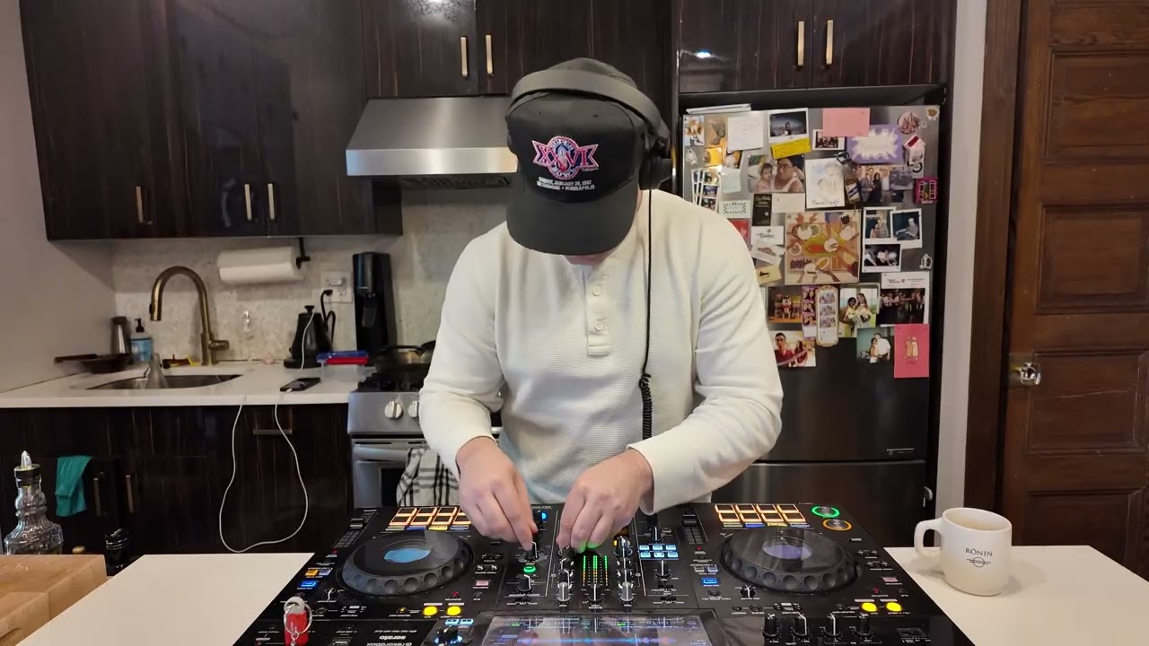 In the Kitchen Mix #1 | Travis George (rnb, soul, house, grooves, chill)