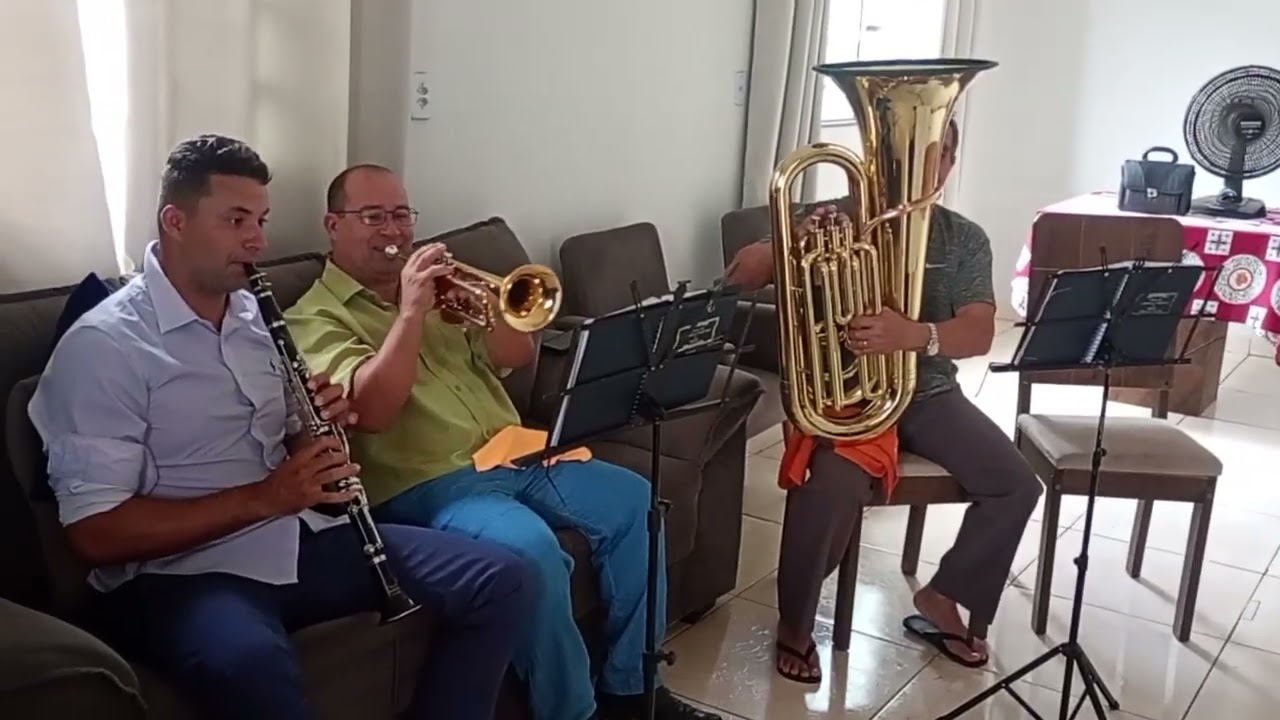 Hino de louvor 293…,,Tu és Oleiro 