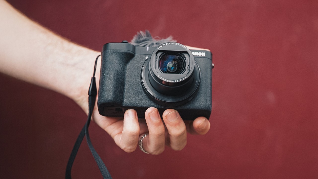 Canon PowerShot V1 REVIEW &ndash; Cooling Fan & ND Filter (a Vlogging Beast)