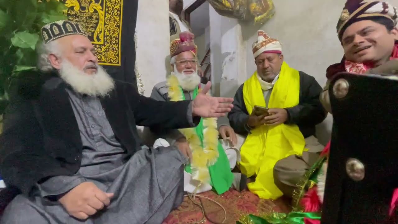 Zesan Shani Natkhwan koi nahin mahbob bhi aesa jesa kamli wala hay 