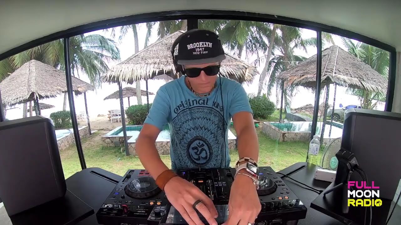 Psychill | Chill-out | Psybient set @ Full Moon Radio | Koh Phangan | Thailand