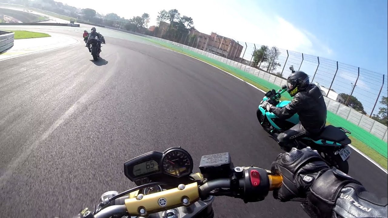 IBRAH DA FZ6 - TRACK DAY EM INTERLAGOS, TIOZÃO É LOUCO (VIDEO RECUPERADO)