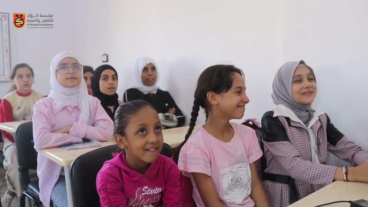 نفذت كوادر مشروع رواد العلم في مؤسسة الرواد بمدينة جرابلس درسًا نموذجيًا في اللغة العربية