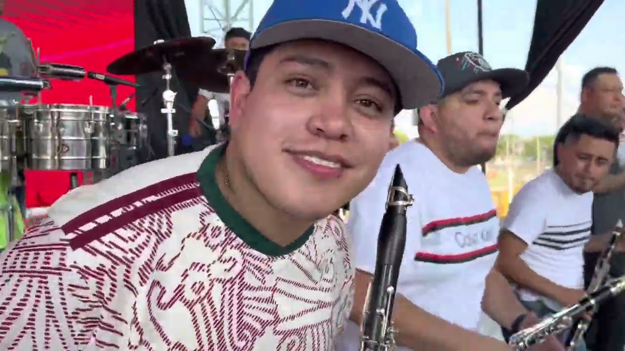 Banda 5 Cero , El viejo joven .        Sound check  en Colombia  cali “  🇨🇴