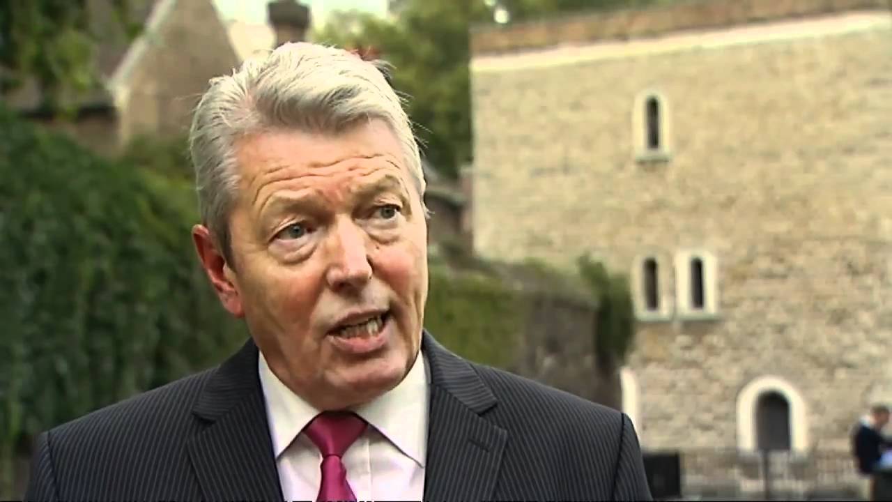 Johnson calls for new phone-tapping investigation