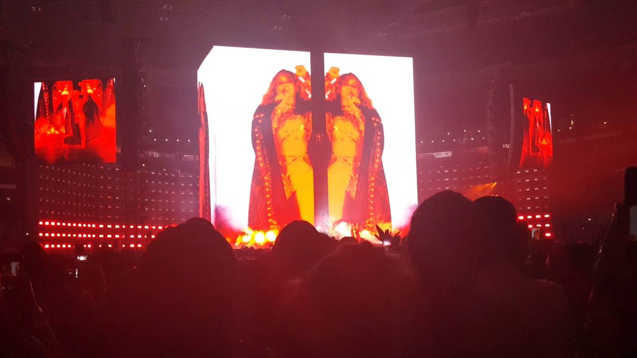 Beyonce The Formation World Tour ( Don't Hurt Yourself, Ring the Alarm, Diva) St. Louis