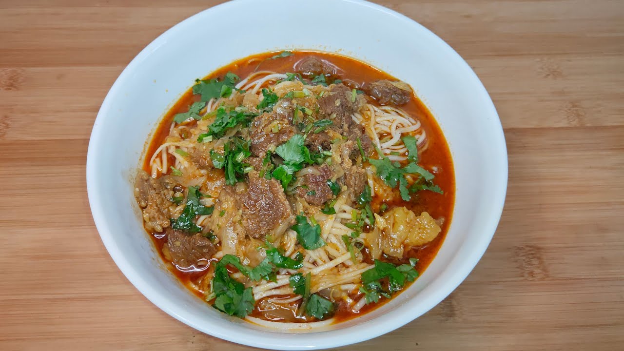 Chow Satui Leih Siamdan Awlsam/Beef Soupy Noodles Recipe/Mizo Eisiam@RosysKitchenMizoram