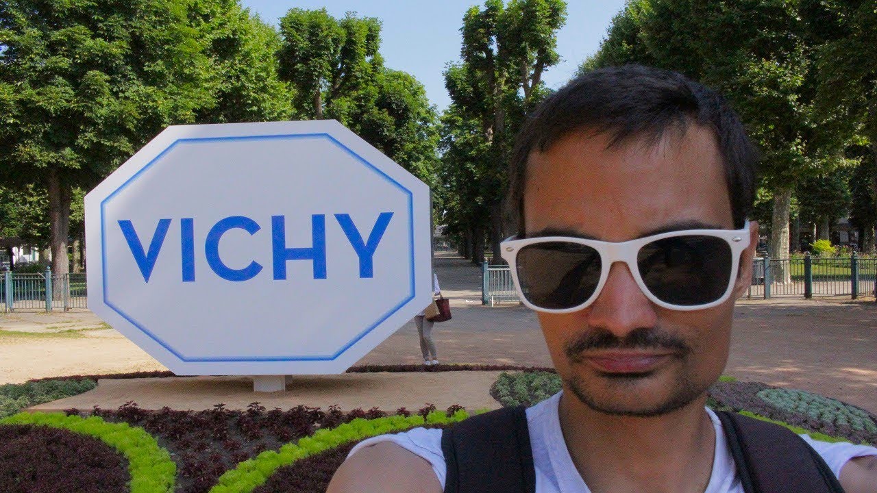 UN RÉGIME, UNE PASTILLE, UNE VILLE (VICHY)