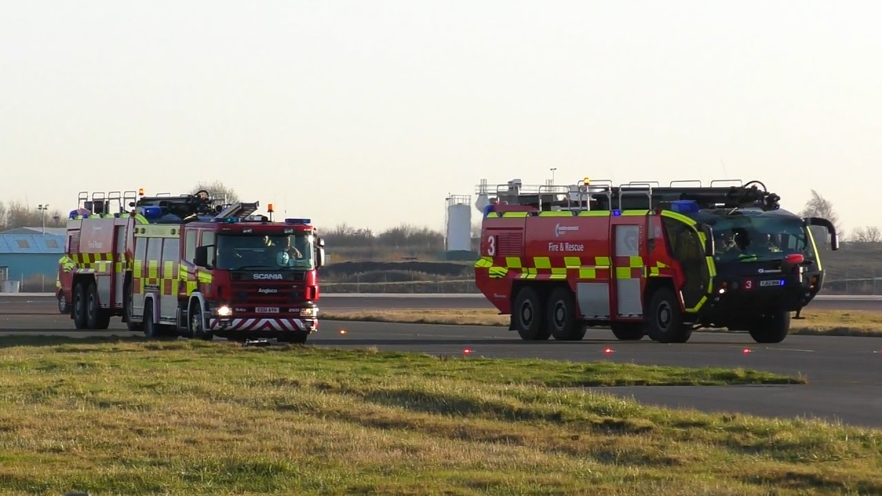 Panthers! Airport Fire Brigade Responding - London Stansted Airport