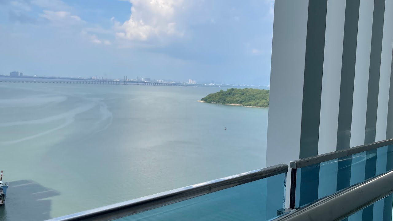 Queens Waterfront @ Queensbay (For Rent) 1200 SQF 3R 2B 2CP With Pool, Sea & Full Penang Bridge View