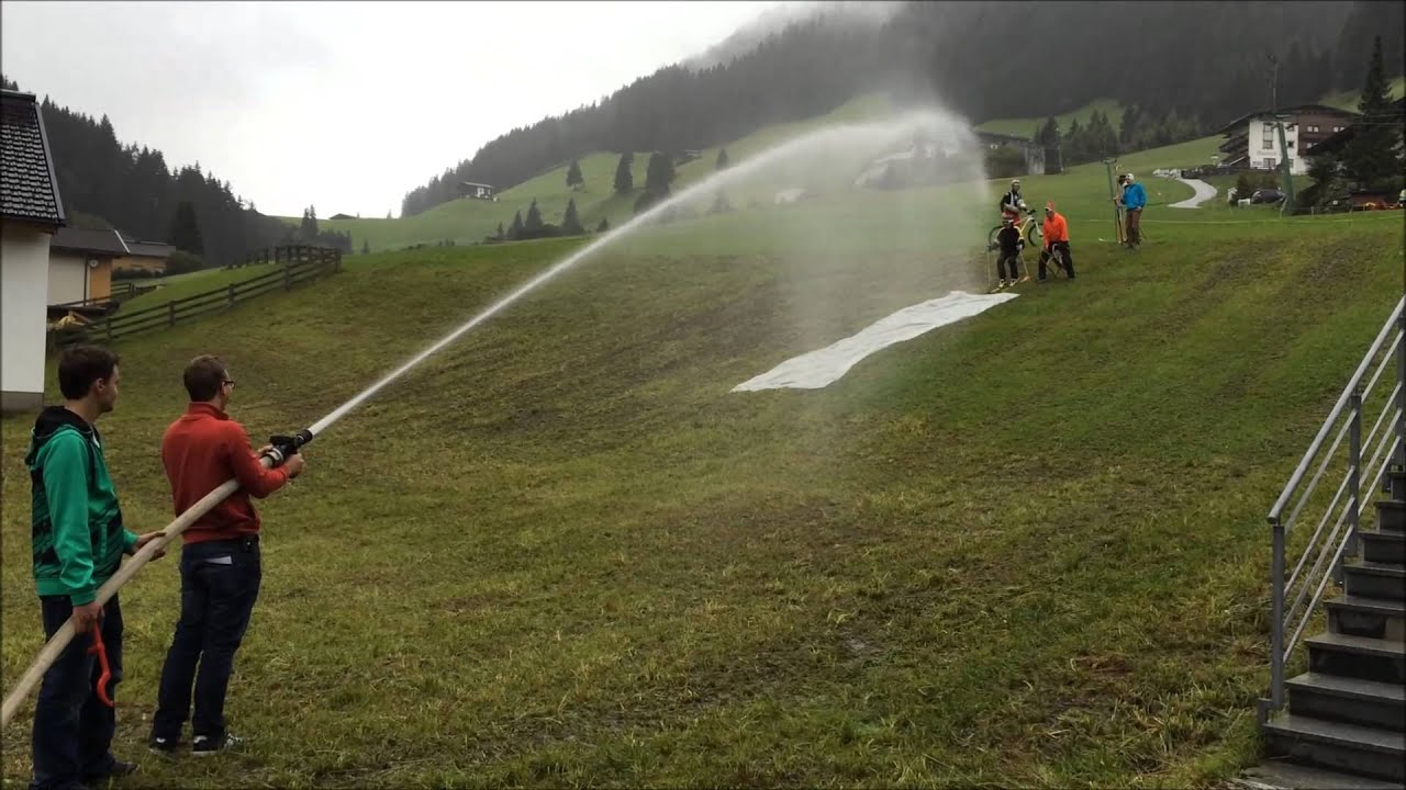 Cold Water Challenge - Bernhard Sport Mode Tux