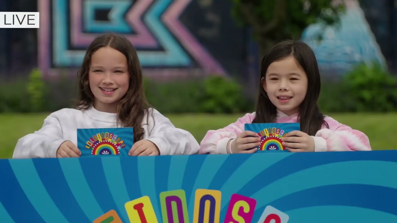 Johnny Sexton chats to two young reporters about Kaleidoscope Festival