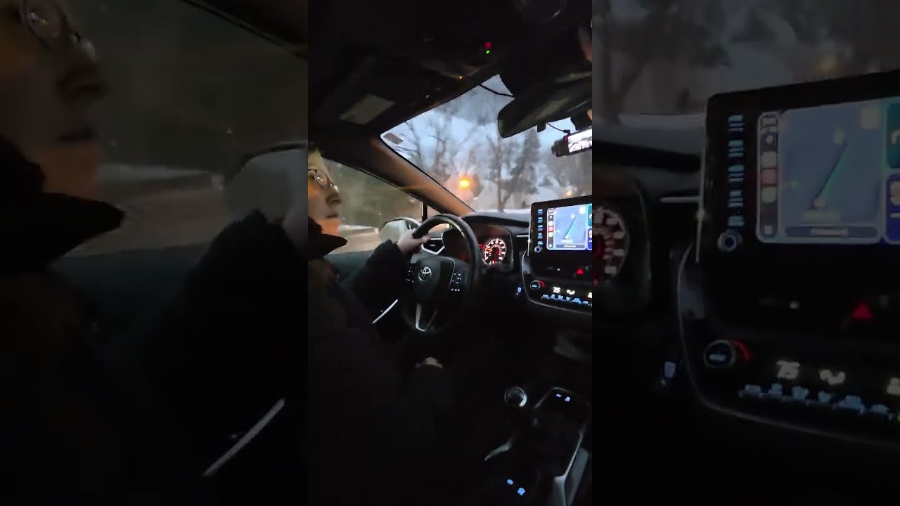 Woman Driving a 2022 Toyota Corolla SE 6 Speed Manual Transmission #car #manualtransmission #toyota