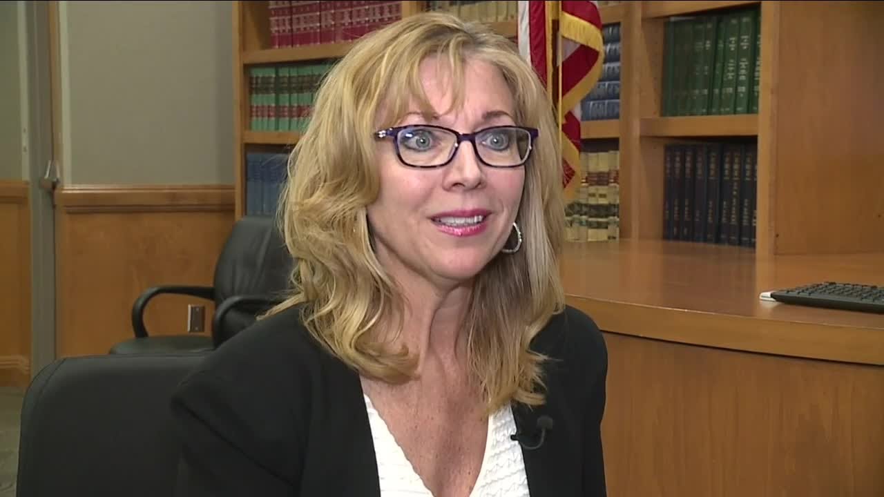 Face of the Cleveland FBI retires