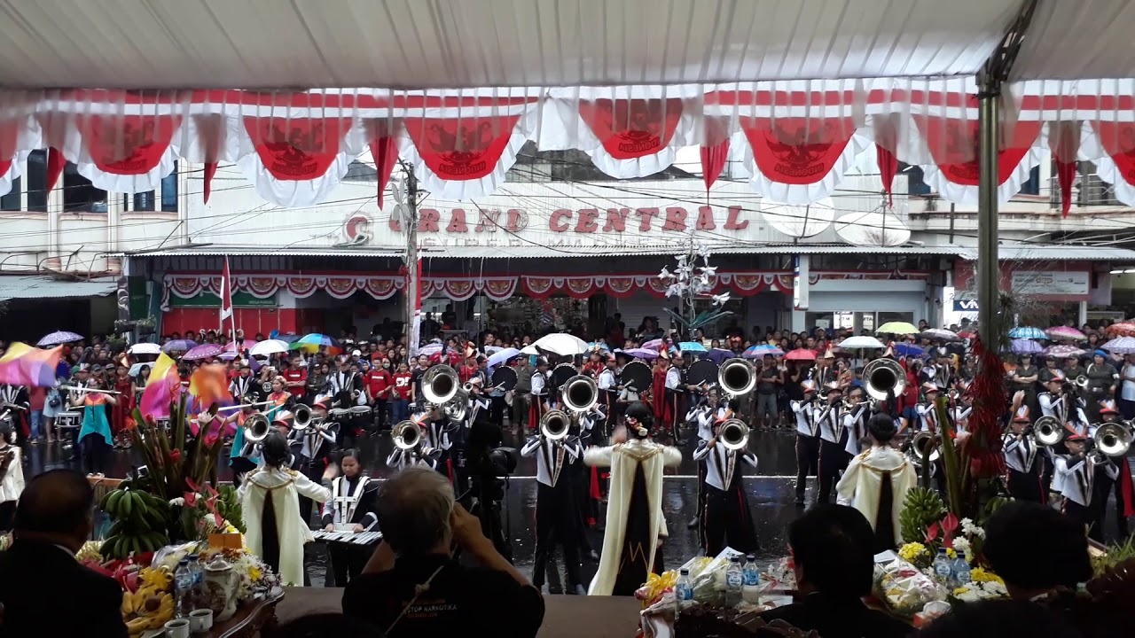 SMANTO MAJESTY MARCHING BAND PAWAI 17 AGUSTUS (DISPLAY)