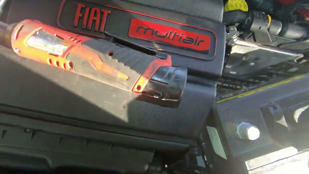 2012 Fiat 500 sport cambio de soportes de motor, motor mount change