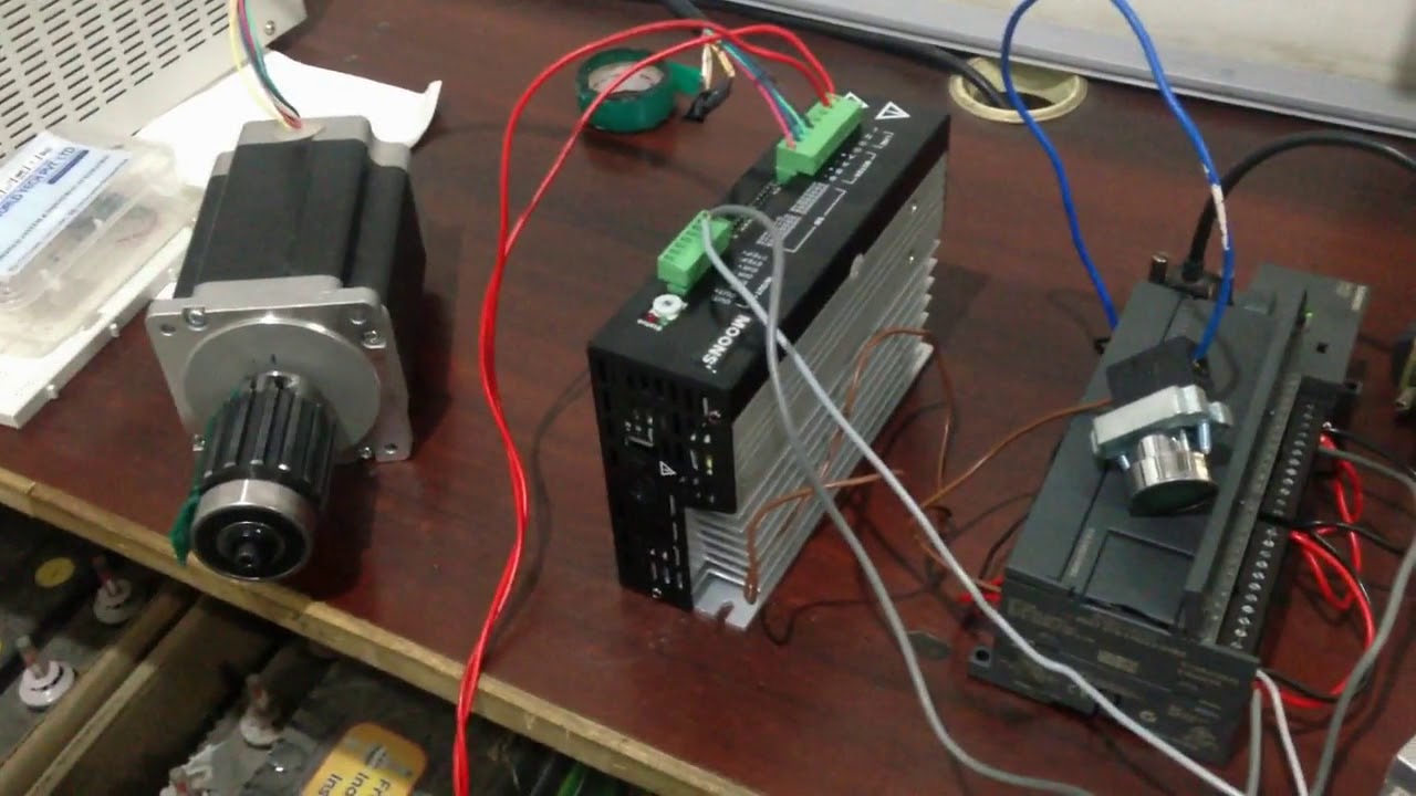 Stepper Motor with Siemens 200 PLC
