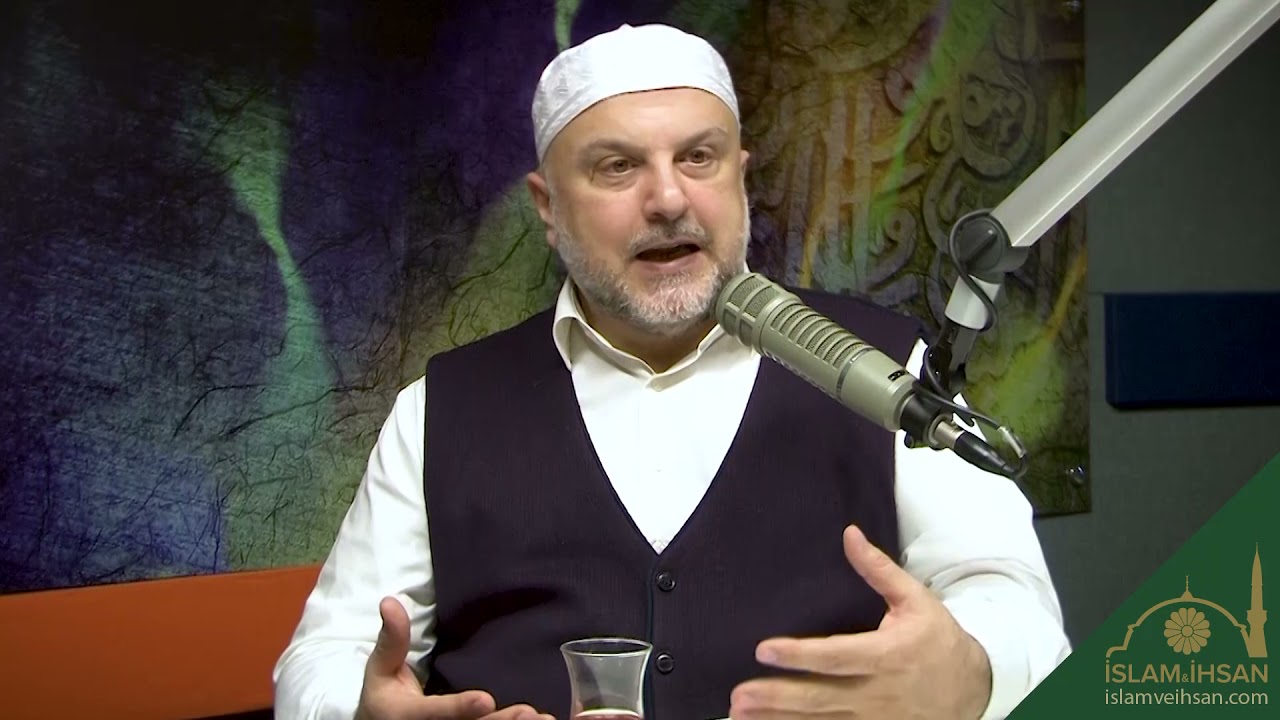 Osmanlı Padişahlarının Evlilikleri ve Haremdeki Cariyelerin Dini Hükmü Nedir? - Ahmet Hamdi Yıldırım