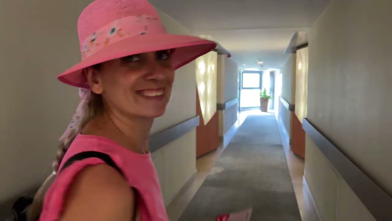 Hévíz, Ensana hotelbe érkezés