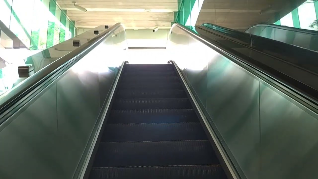 Toshiba escalators @ Caoya R4A exit 4 in Kaohsiung, Taiwan