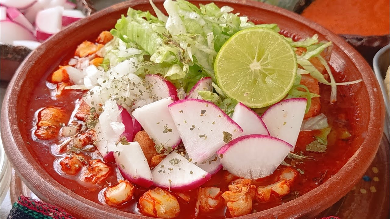 POZOLE ROJO DE CERDO 🐷🍲