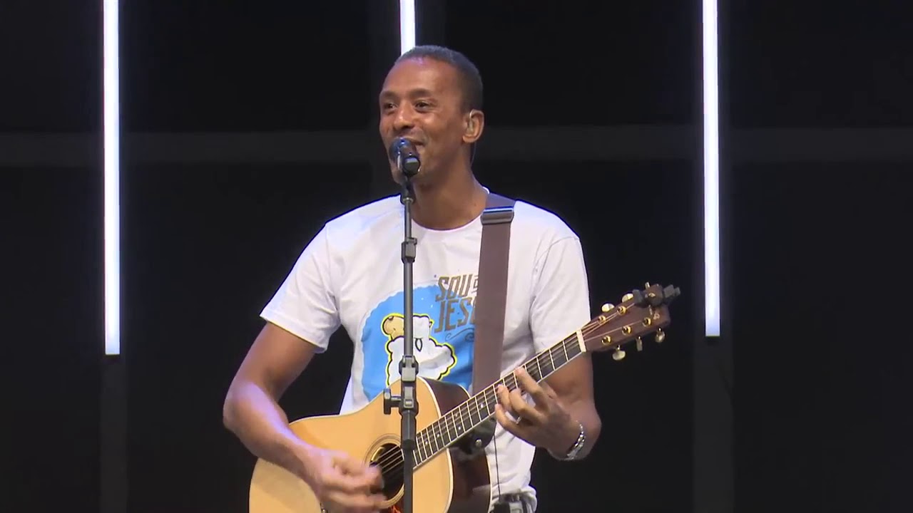Daniel Souza - Deus é o meu refúgio