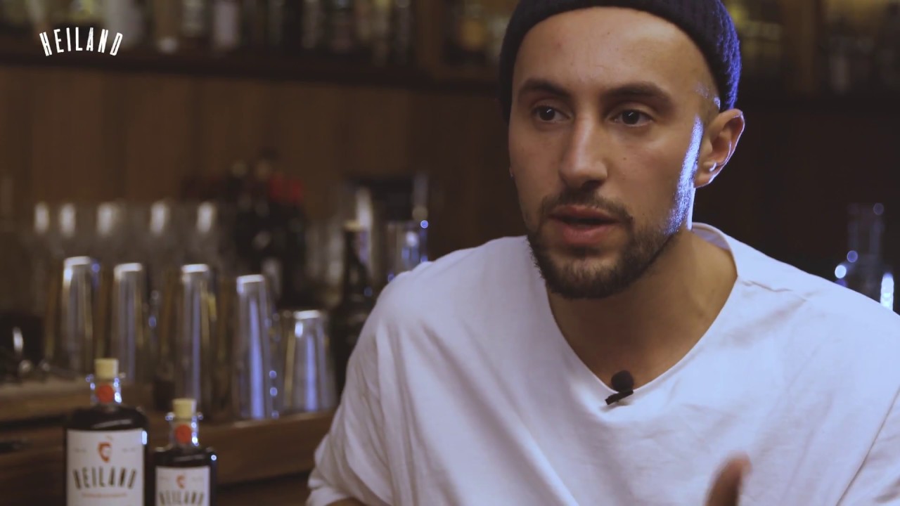 Nouri Elmoussaoui | Schumann's Bar