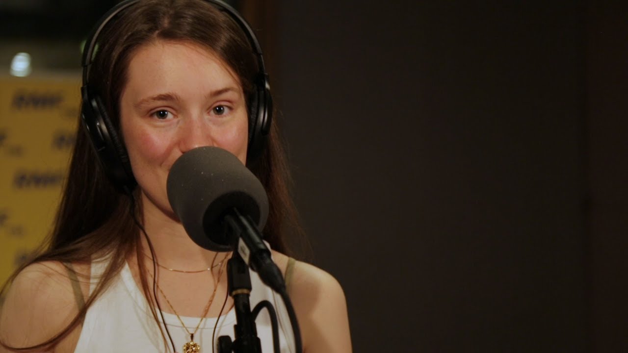 Sigrid - Mine Right Now (Poplista Plus Live Sessions)