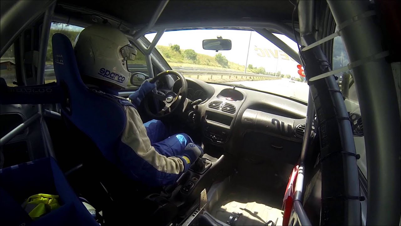 Dika Zecevic 206RC vs Honda Civic Type R