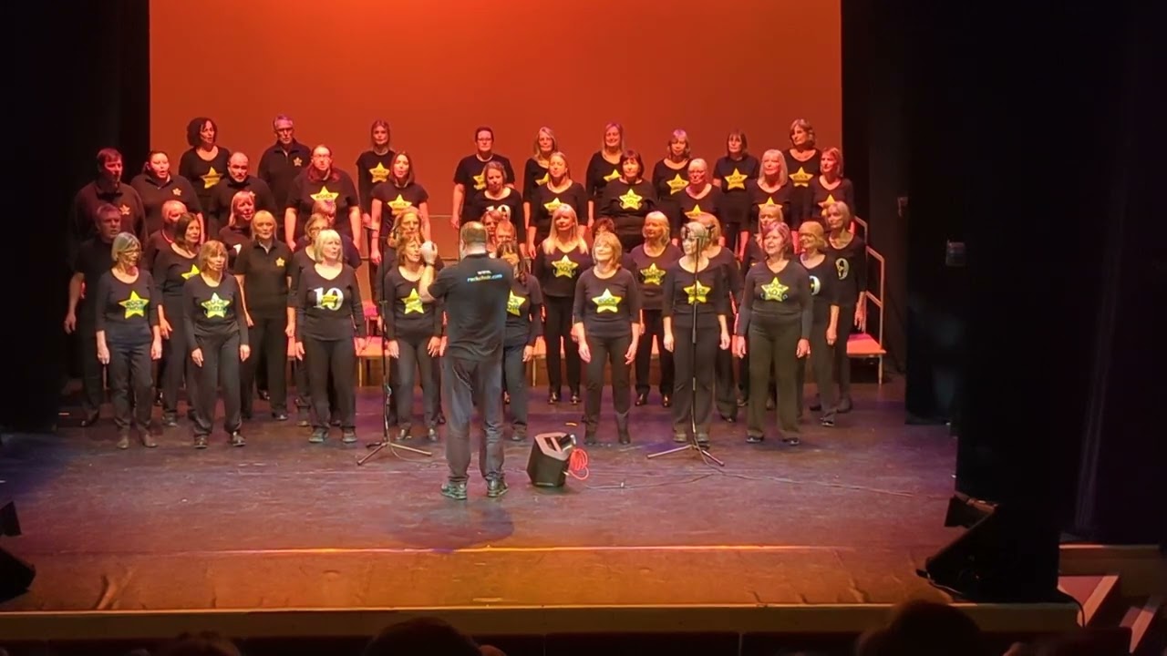 Rock Choir perform - Go Your Own Way