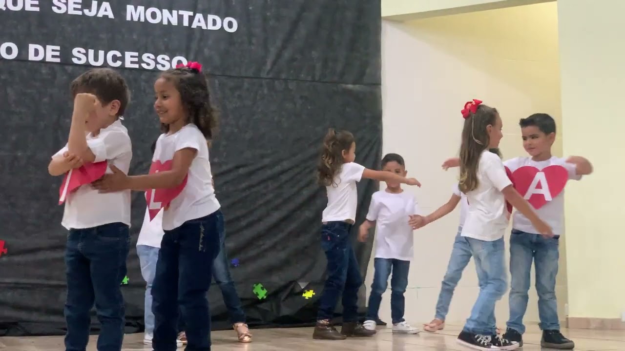 A Grande Família - Apresentação Infantil IV