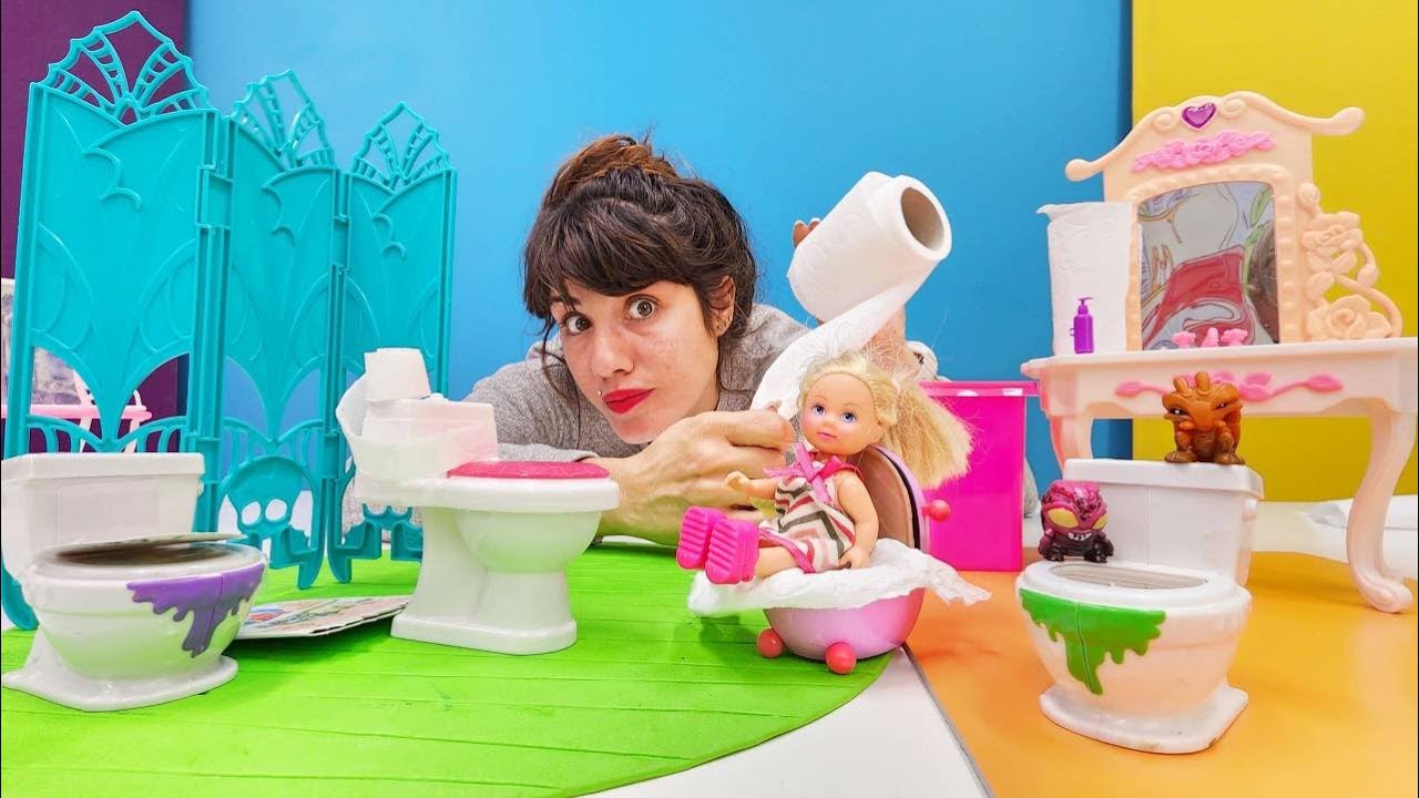 Barbie videoları. Ümit ve Chelsea ile tuvalet eğitimi - en sevimli bölümler. Barbie oyunları