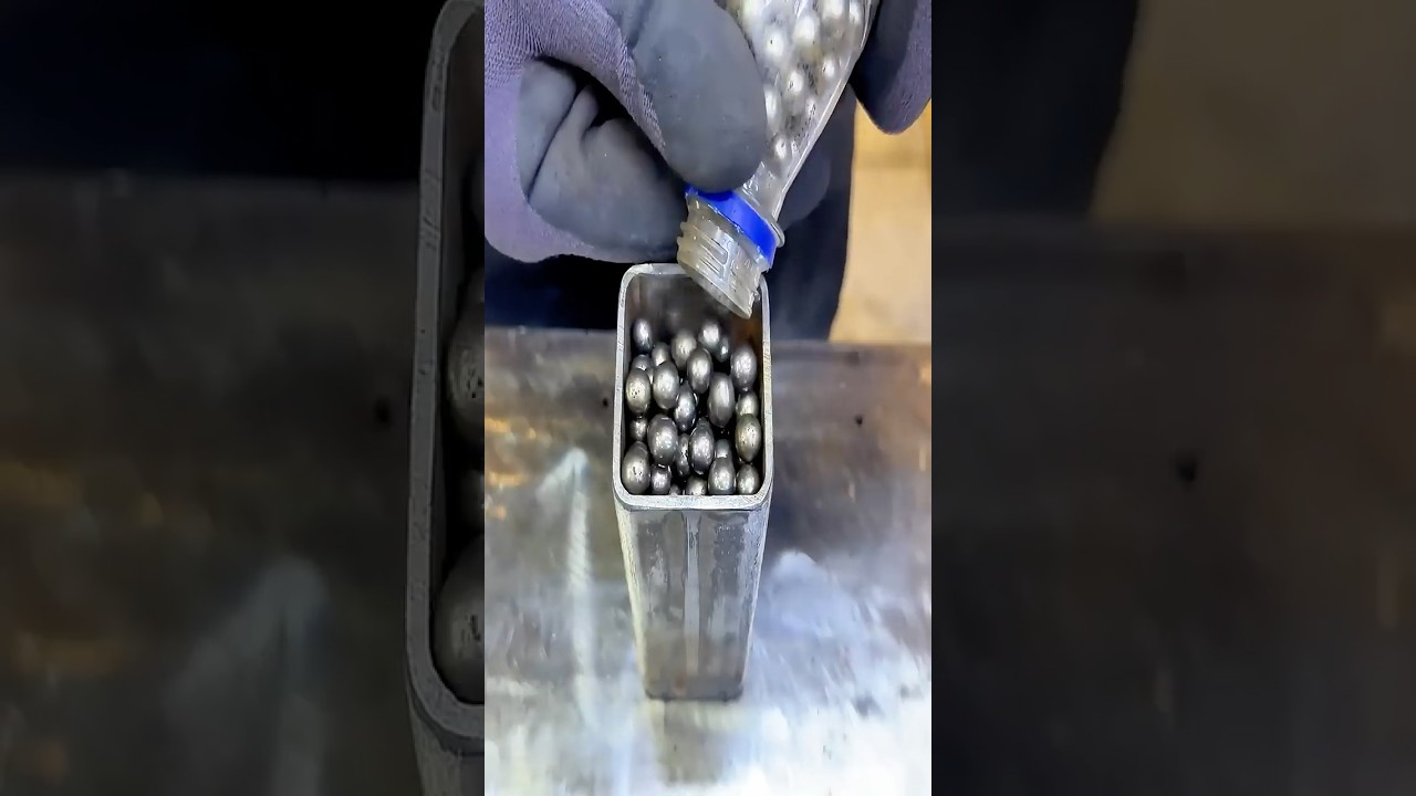 Crafting a brutal Kukri from hundreds of steel marbles &ndash; raw ASMR creation